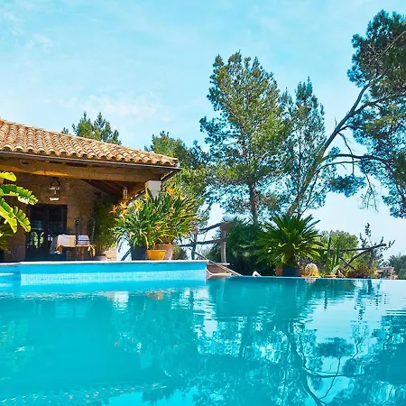 Son Duri, Pool And Views